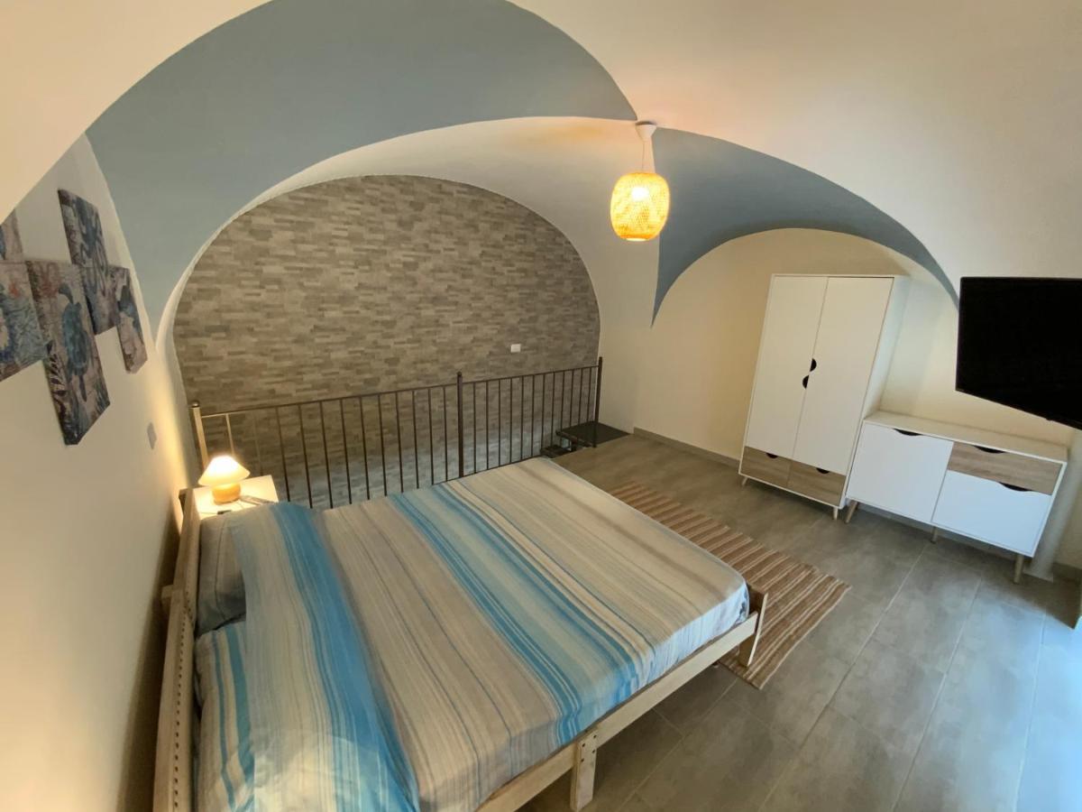 Nuovissimo Appartamento Indipendente Al Centro !! Catania Kültér fotó